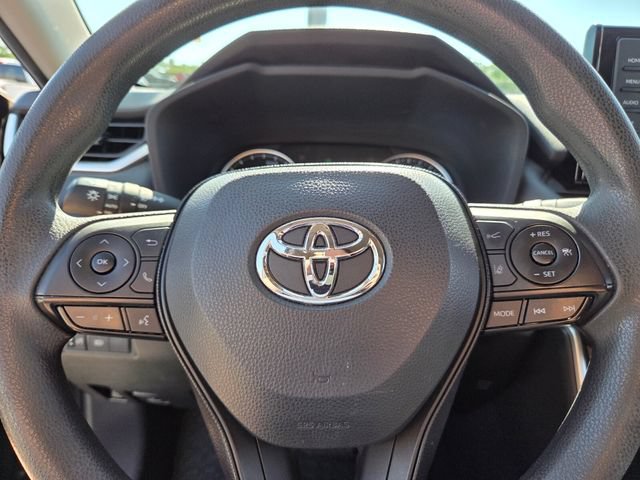 Used 2019 Toyota RAV4 XLE w/ Carpet Mat Package AWD/4WD image 24