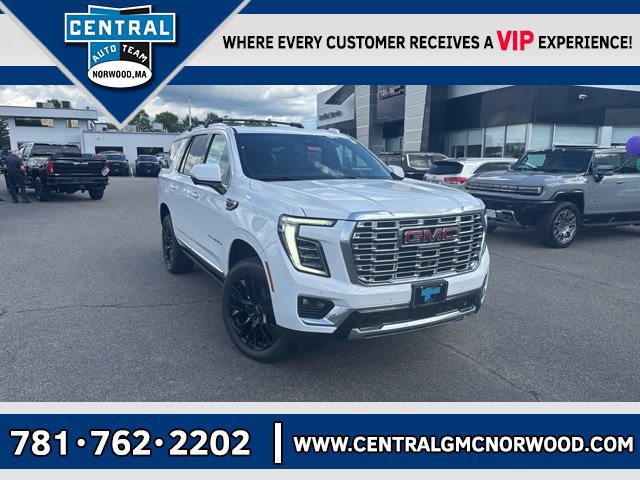 New 2026 GMC Yukon Denali w/ Sun & Power Step Package