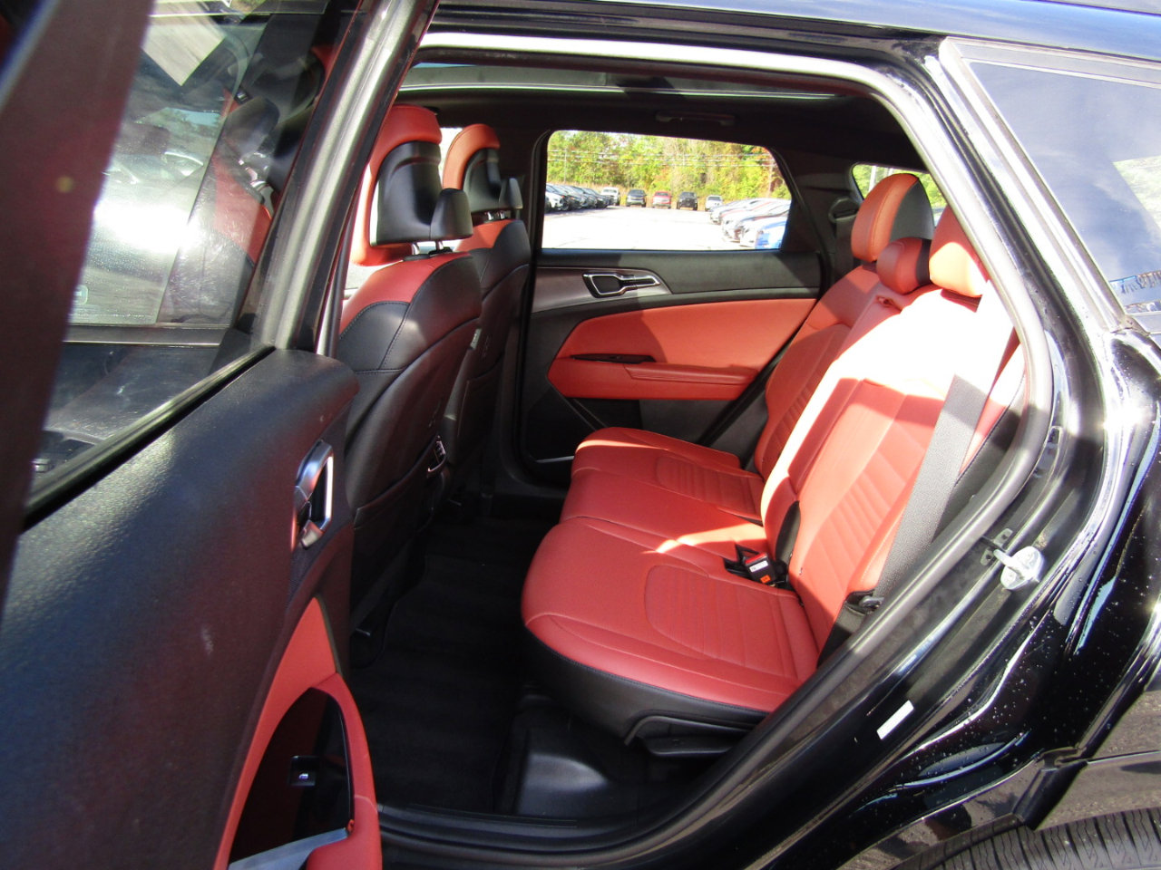 Used 2023 Kia Sportage SX image 21