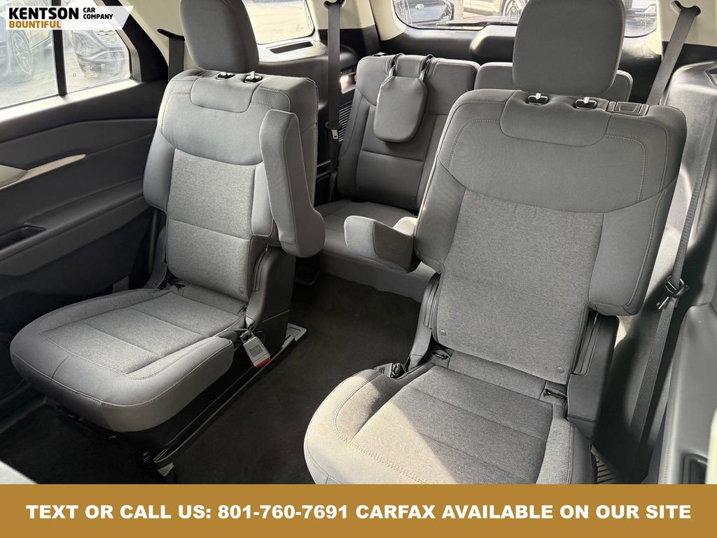 Used 2025 Ford Explorer Active image 31