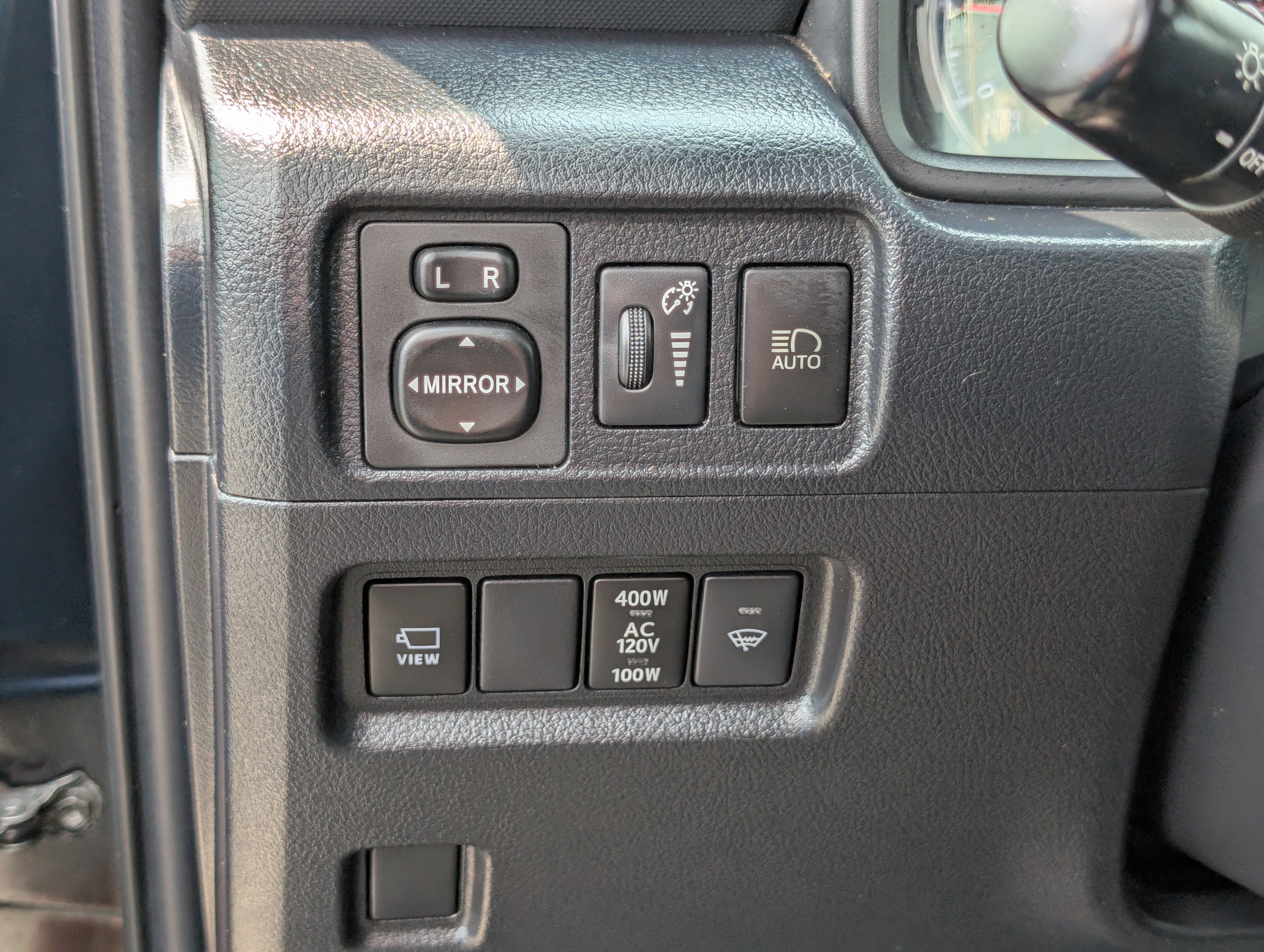 Used 2022 Toyota 4Runner TRD Off-Road Premium w/ TRD Black Wheel Package (TMS) AWD/4WD image 21