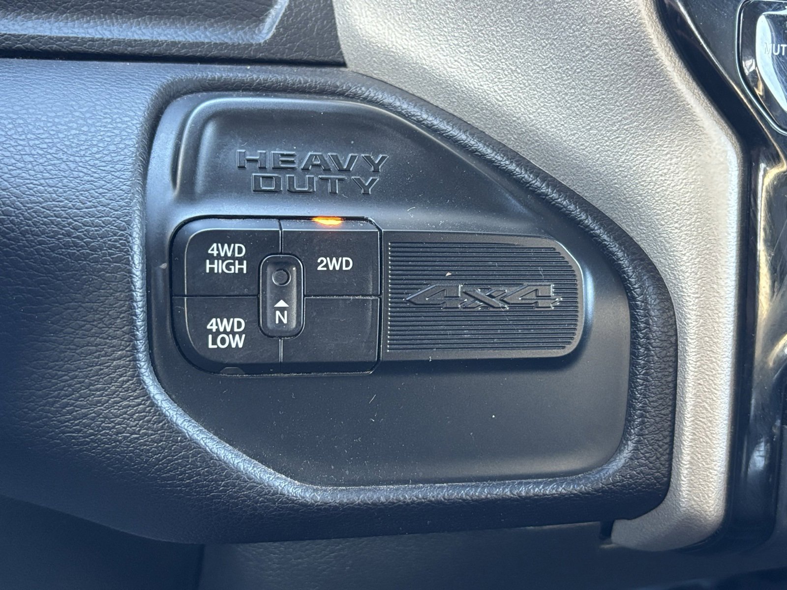 Used 2024 RAM 2500 Laramie image 12