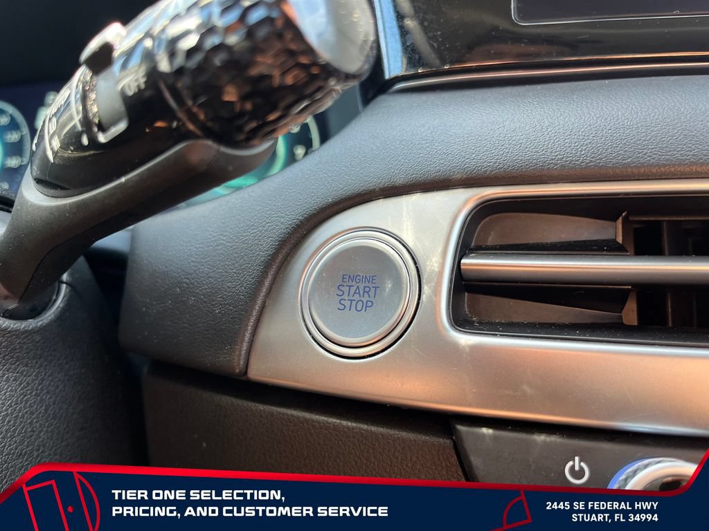 Used 2024 Hyundai Palisade Limited AWD/4WD image 30
