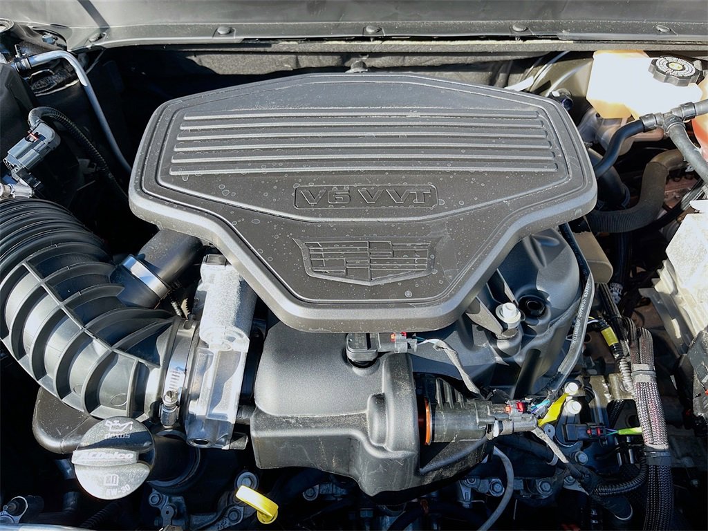 Used 2025 Cadillac XT6 Sport image 33