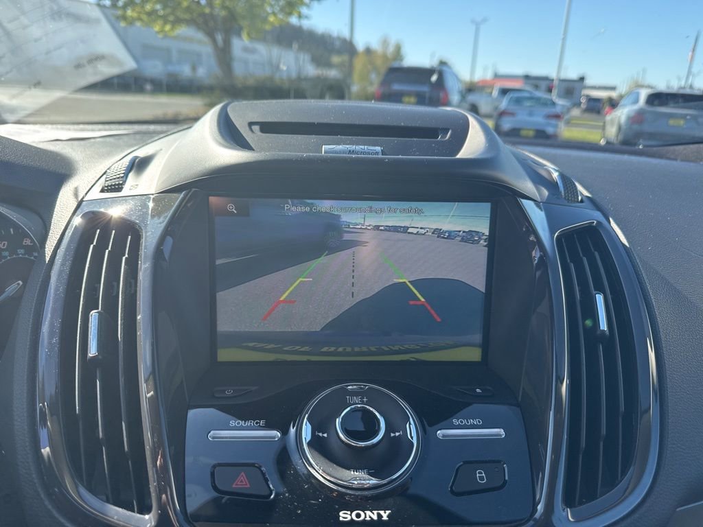 Used 2015 Ford Escape Titanium AWD/4WD image 16