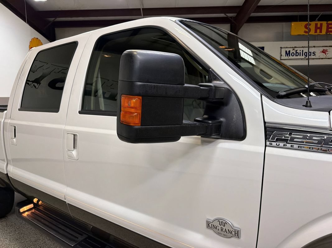 Used 2015 Ford F250 King Ranch w/ FX4 Off-Road Package AWD/4WD image 44