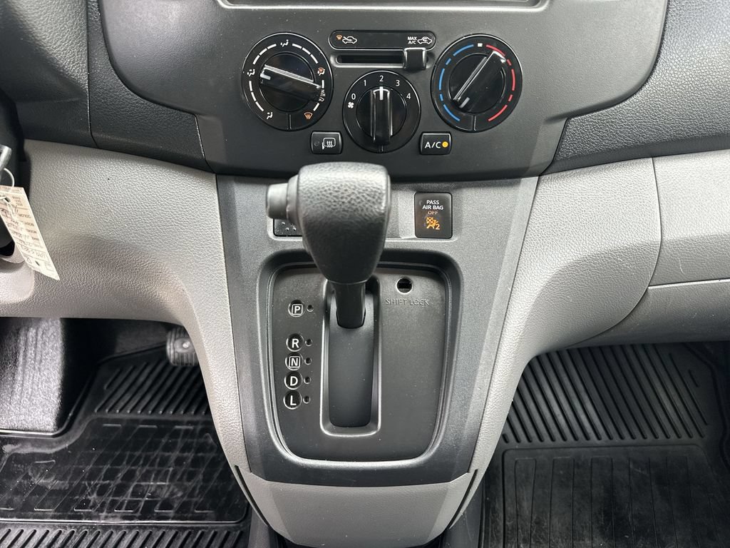 Used 2020 Nissan NV200 SV FWD image 15