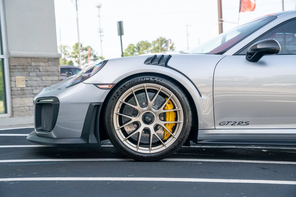 Used 2018 Porsche 911 GT2 RS RWD image 27