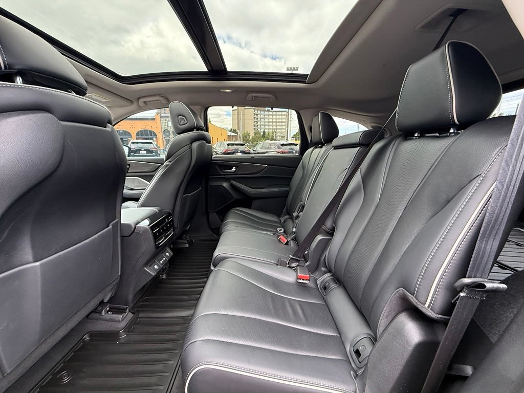 Used 2023 Acura MDX SH-AWD w/ Advance Package image 18