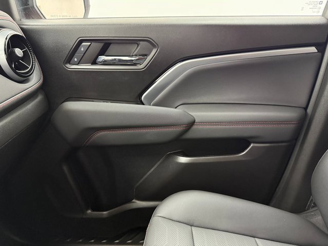 Used 2024 Chevrolet Colorado Z71 w/ Z71 Convenience Package 2 image 20