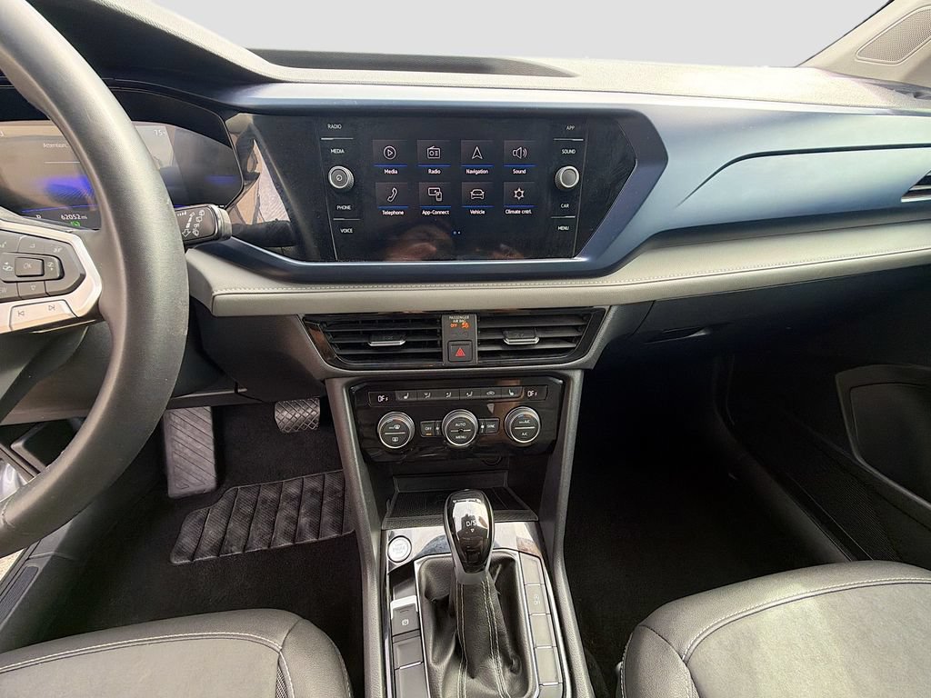 Used 2024 Volkswagen Taos SE FWD image 24