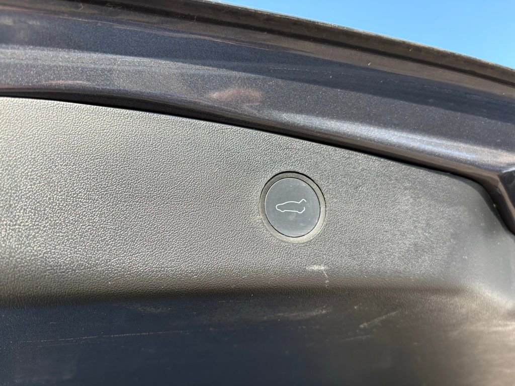 Used 2022 Tesla Model 3 Long Range image 13