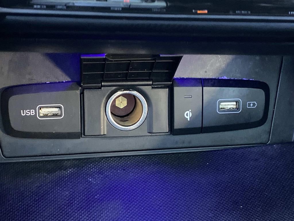 Used 2023 Hyundai Tucson Limited image 16