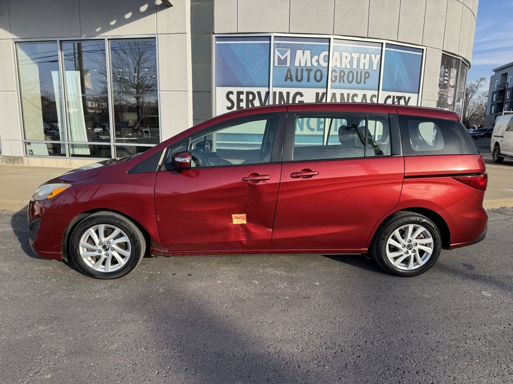 Used 2013 MAZDA MAZDA5 Sport image 2