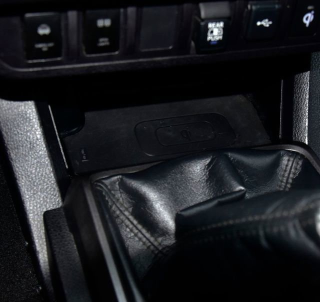 Used 2020 Toyota Tacoma TRD Off-Road image 27