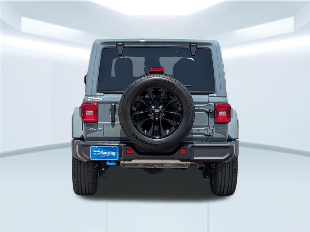 Used 2024 Jeep Wrangler Unlimited Sahara AWD/4WD image 5