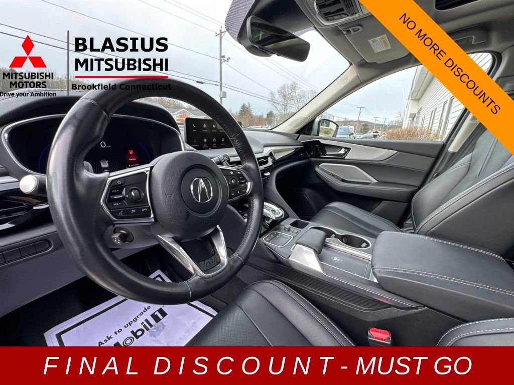 Used 2023 Acura MDX SH-AWD w/ Technology Package image 12