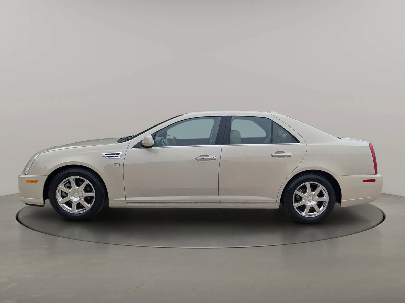 Used 2011 Cadillac STS RWD image 3