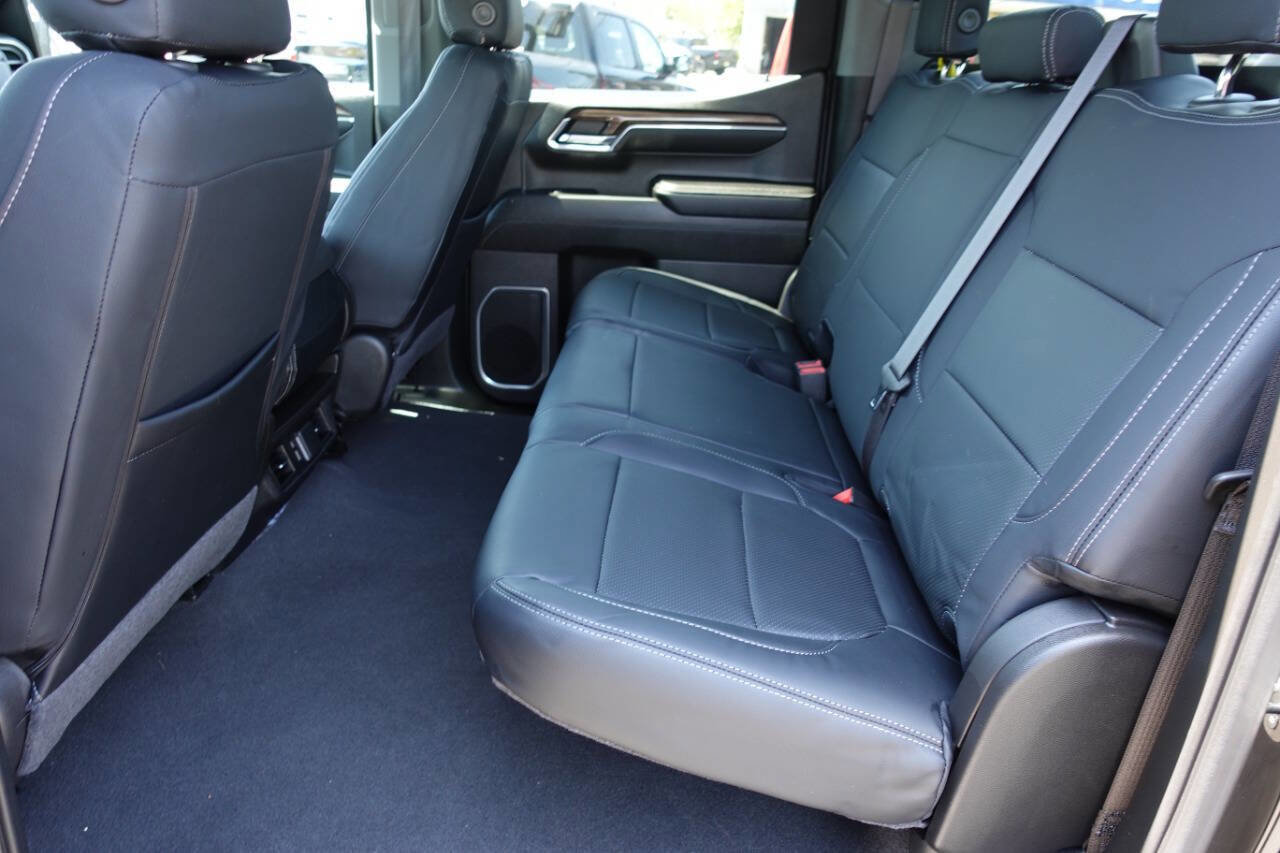 Used 2023 Chevrolet Silverado 1500 LT AWD/4WD image 24