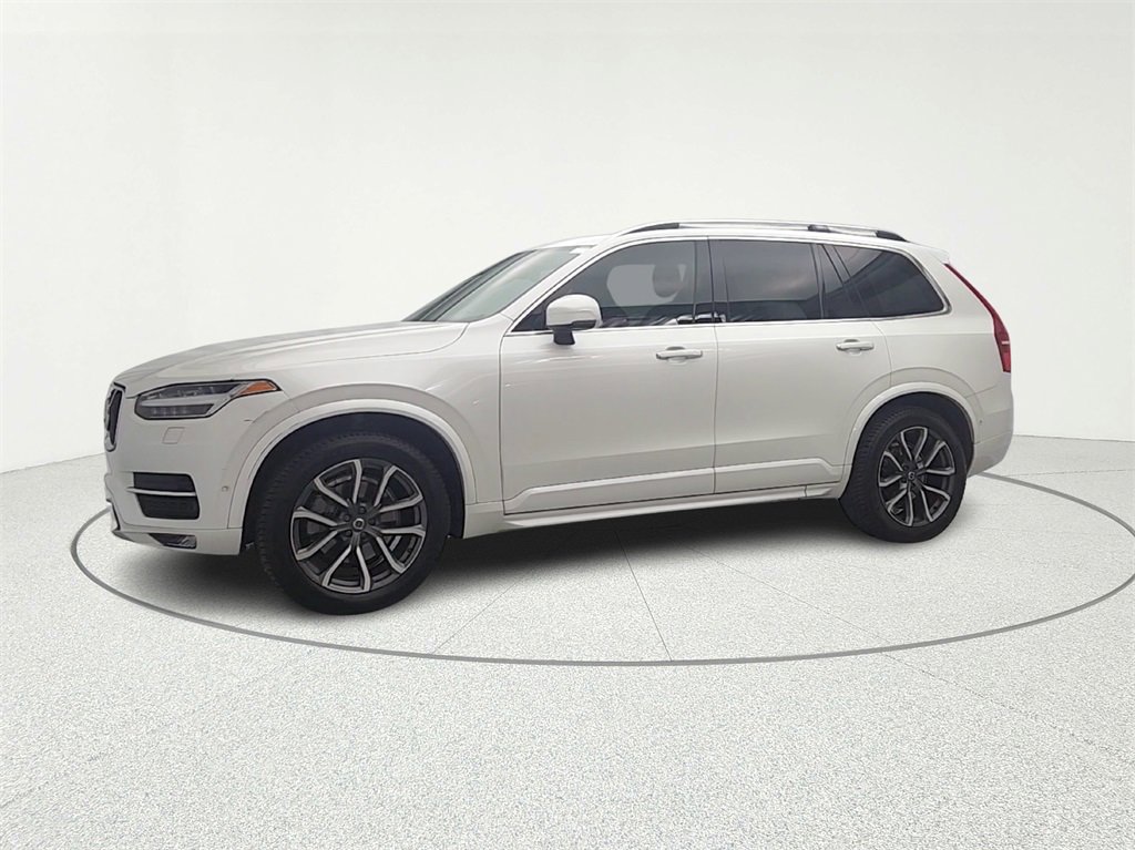 Used 2017 Volvo XC90 T6 Momentum w/ Vision Package image 3