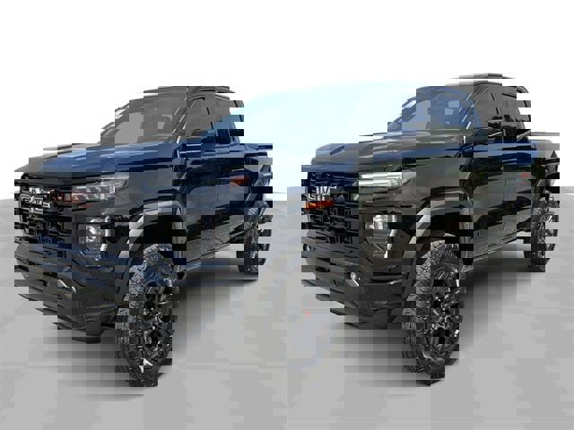 New 2025 GMC Canyon Elevation w/ Convenience Package image 1