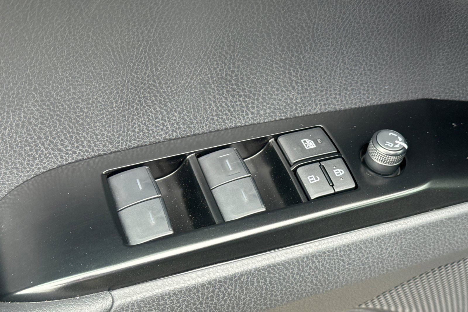 Certified 2026 Toyota Camry SE image 18