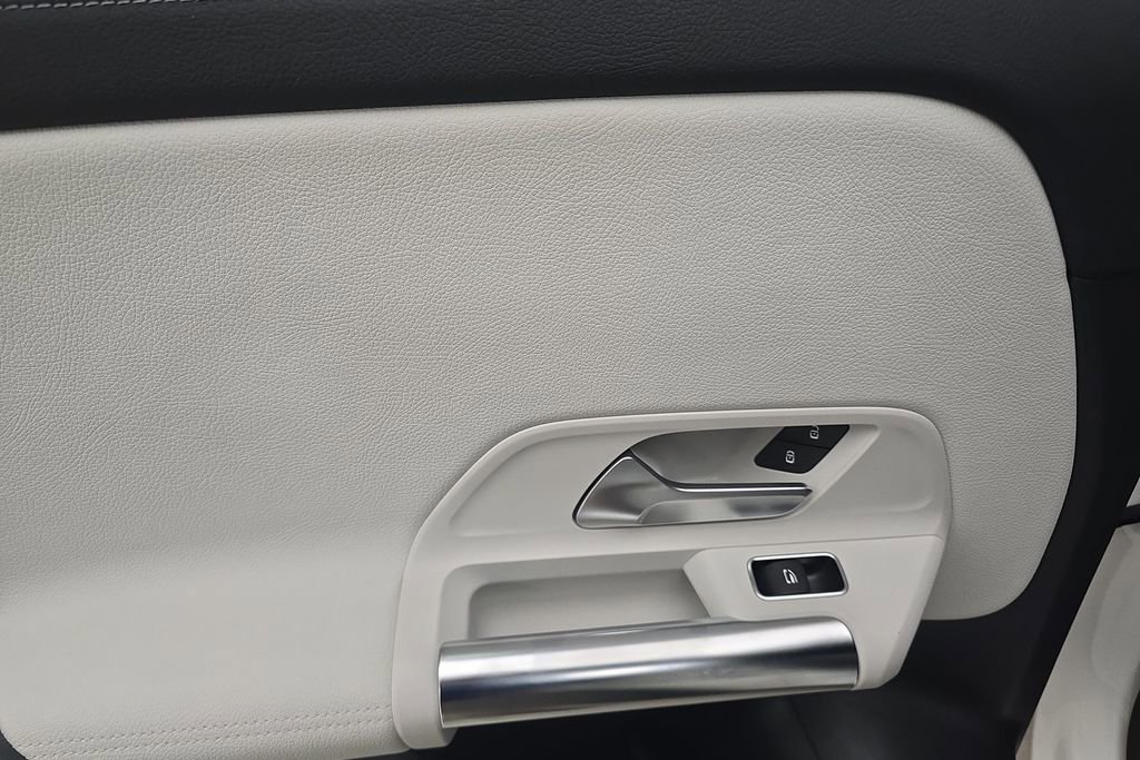 Used 2021 Mercedes-Benz GLA 45 AMG 4MATIC image 25