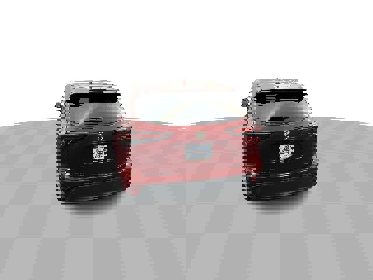 Used 2024 Toyota Highlander XLE image 3