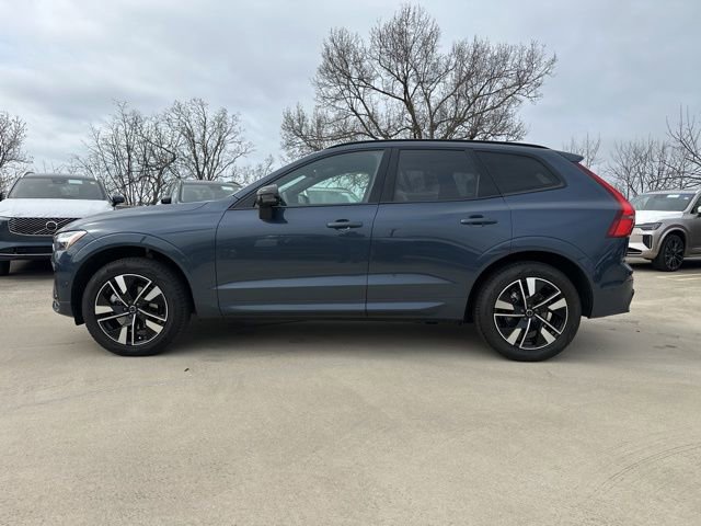 New 2026 Volvo XC60 B5 Plus w/ Protection Package Premier AWD/4WD image 4