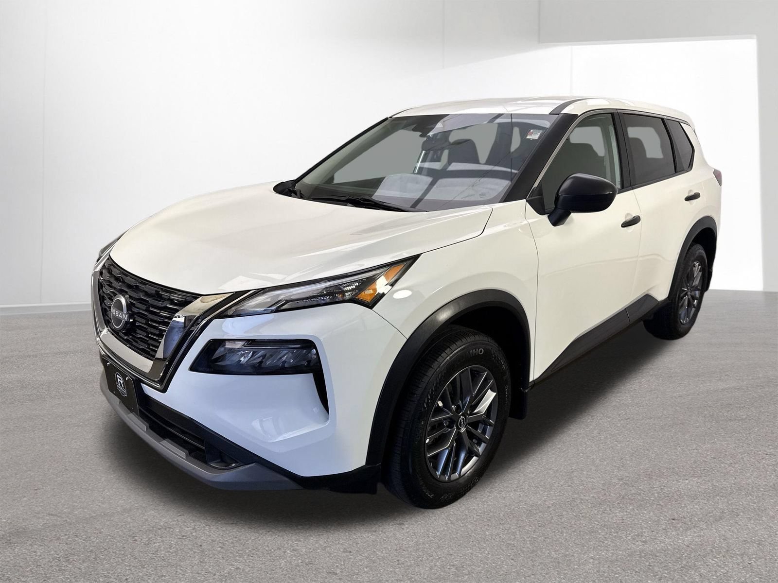 Used 2023 Nissan Rogue S AWD/4WD image 23
