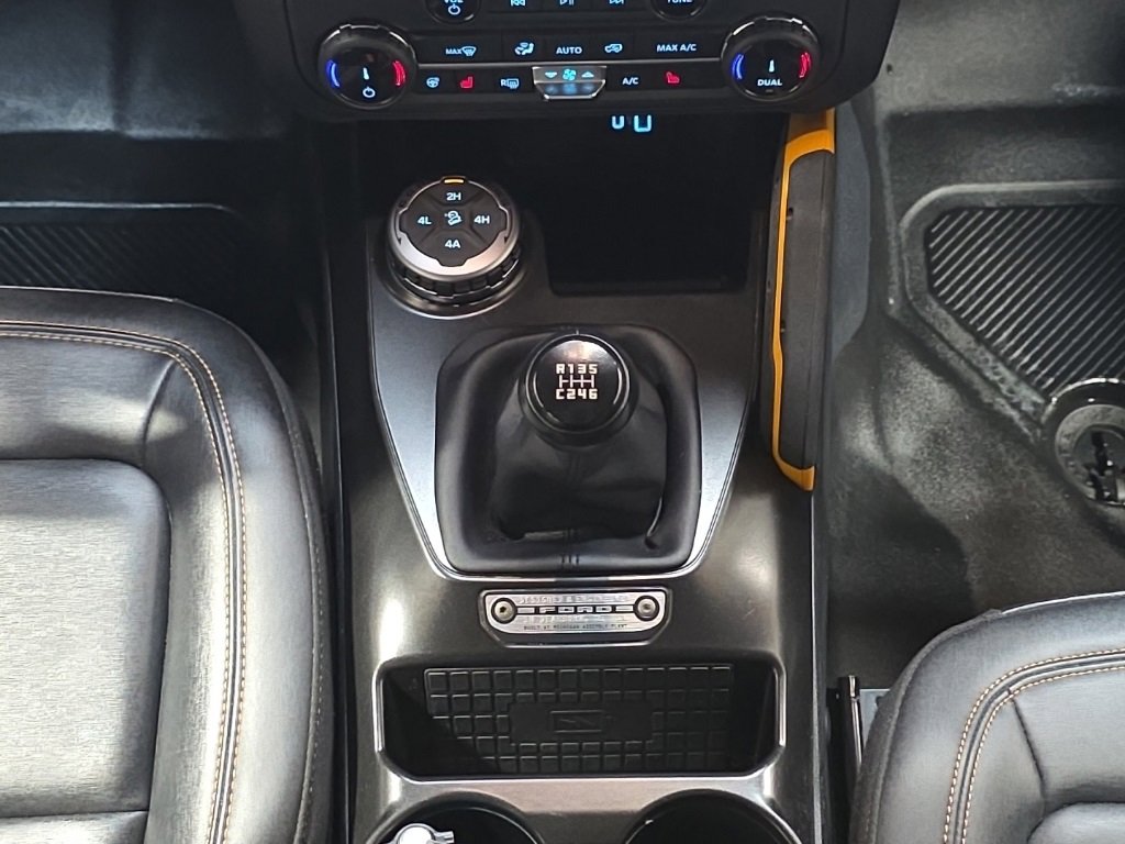 Used 2022 Ford Bronco Badlands image 23