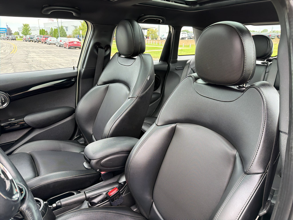 Used 2015 MINI Cooper S FWD image 16