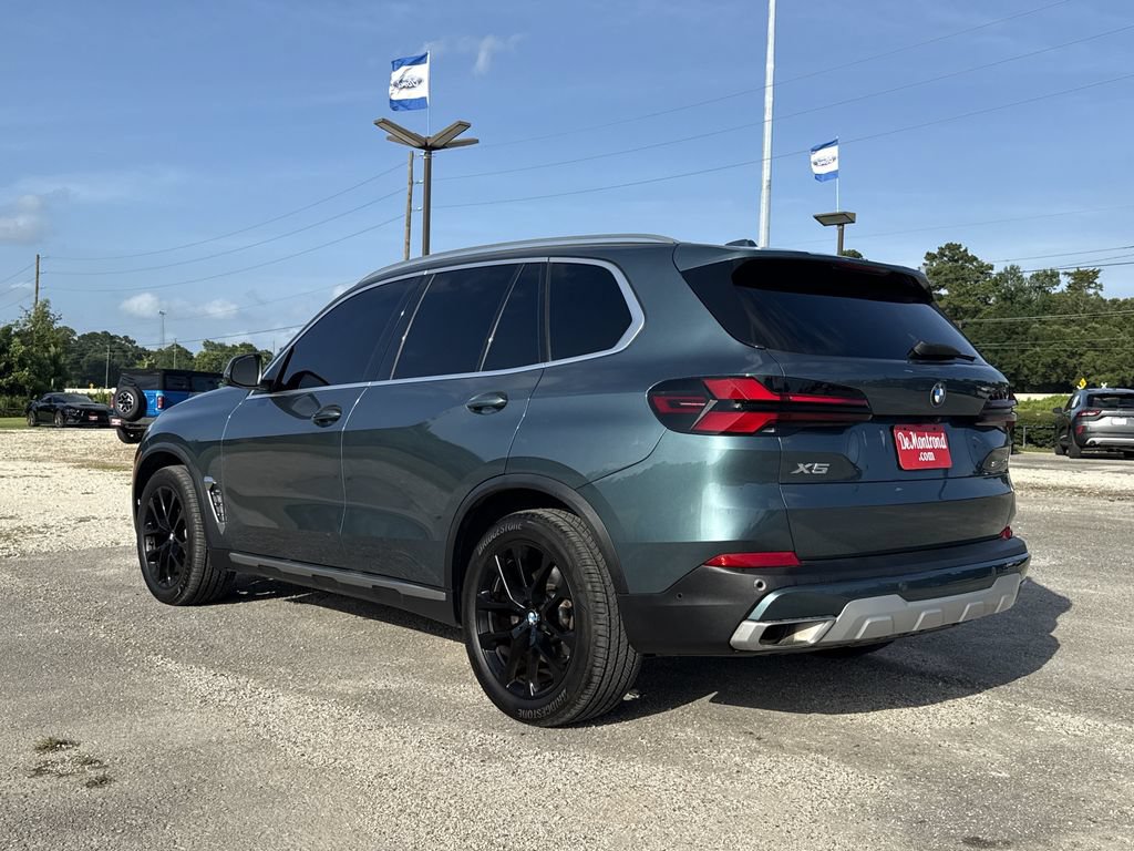 Used 2024 BMW X5 sDrive40i w/ Parking Assistance Package RWD image 7
