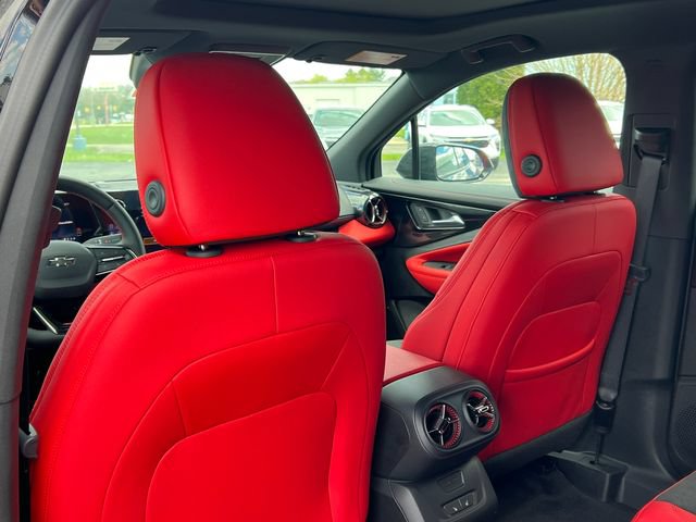 New 2025 Chevrolet Blazer EV RS RWD image 34