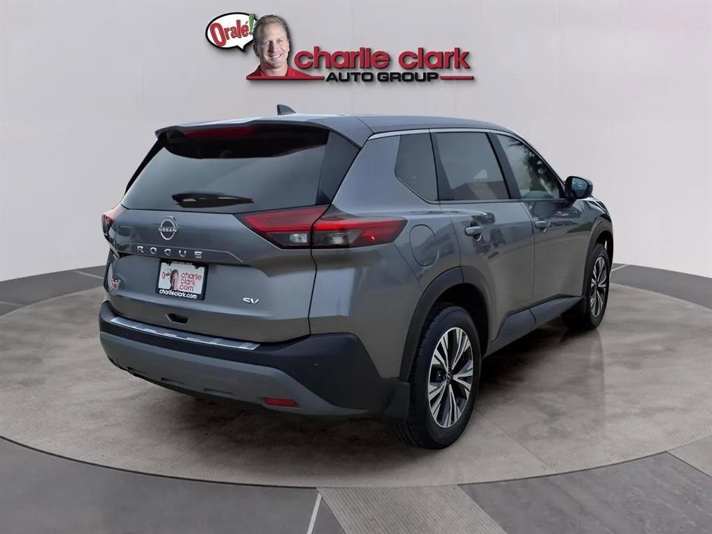 Used 2023 Nissan Rogue SV image 5