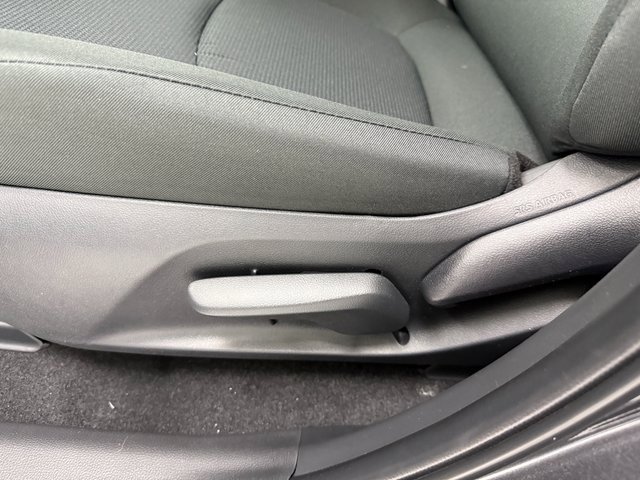 New 2025 Toyota RAV4 LE image 27