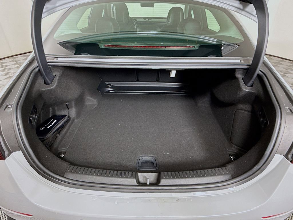 Used 2024 Mercedes-Benz E 350 4MATIC Sedan w/ MBUS Superscreen Package image 27