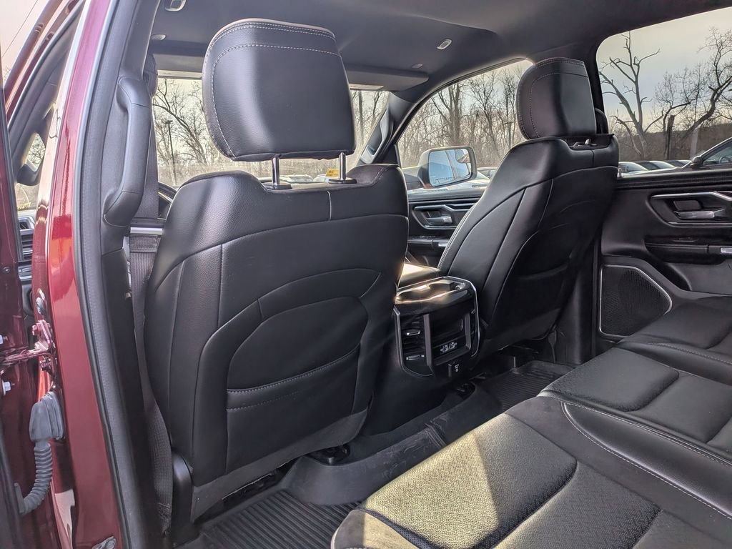 Used 2022 RAM 1500 Laramie w/ Sport Appearance Package AWD/4WD image 17