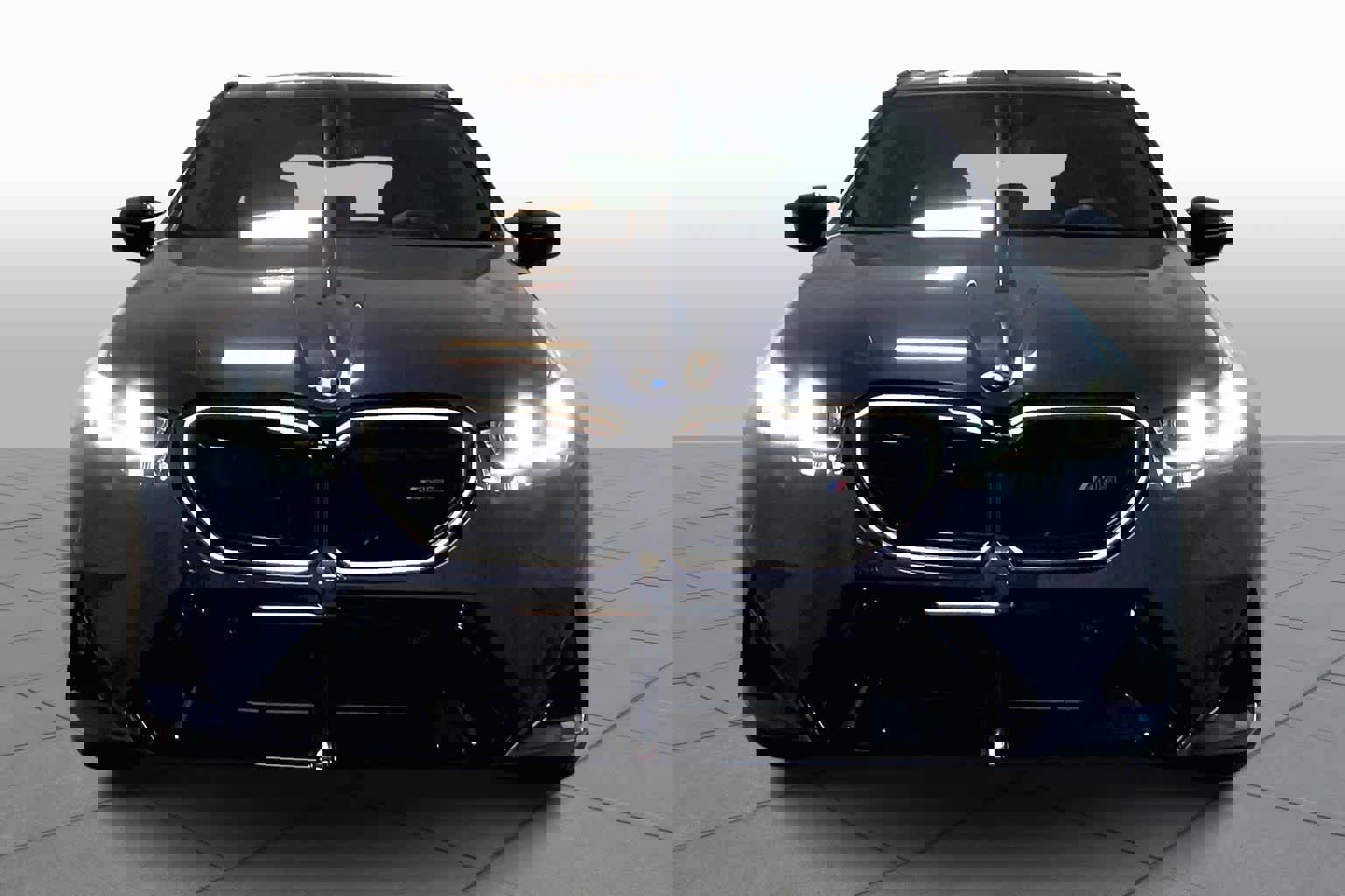 Used 2026 BMW M5 Touring image 4