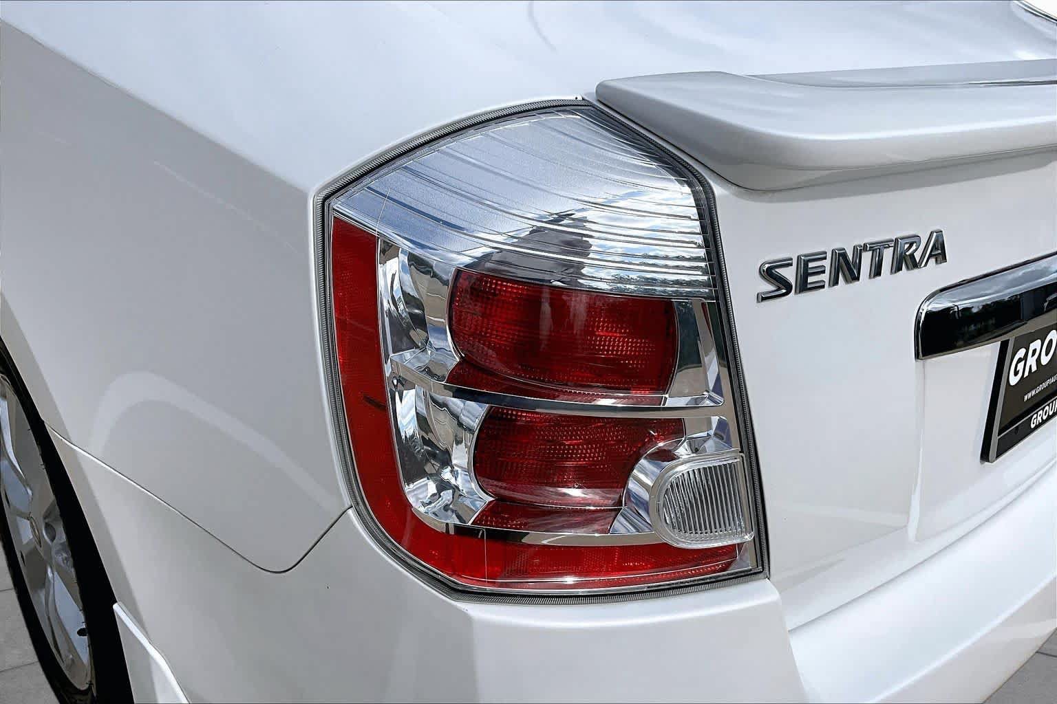 Used 2012 Nissan Sentra 2.0 SL w/ Navigation Pkg FWD image 24