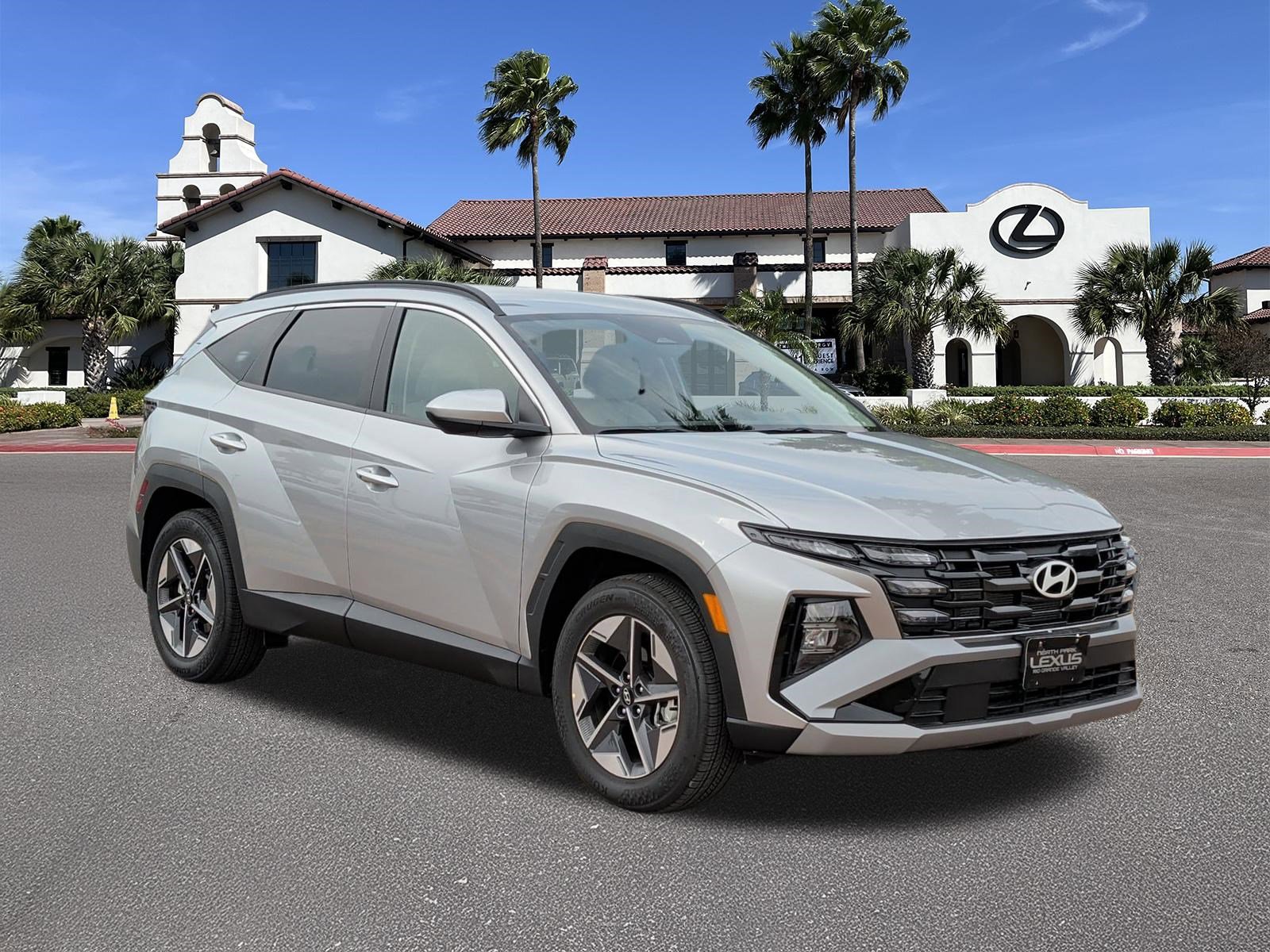 Used 2026 Hyundai Tucson SEL FWD image 1