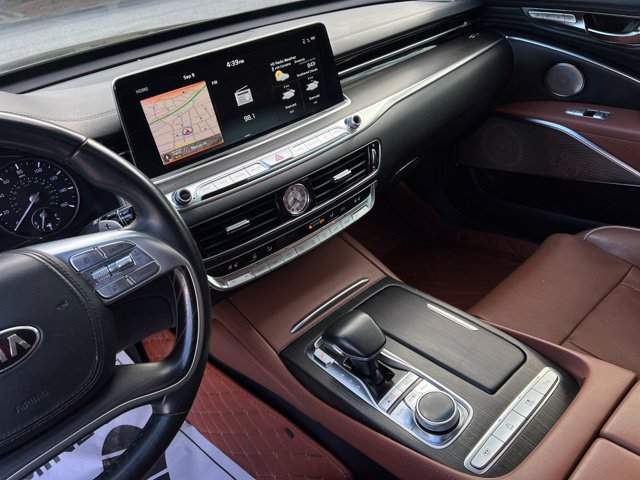 Used 2019 Kia K900 Luxury AWD/4WD image 37