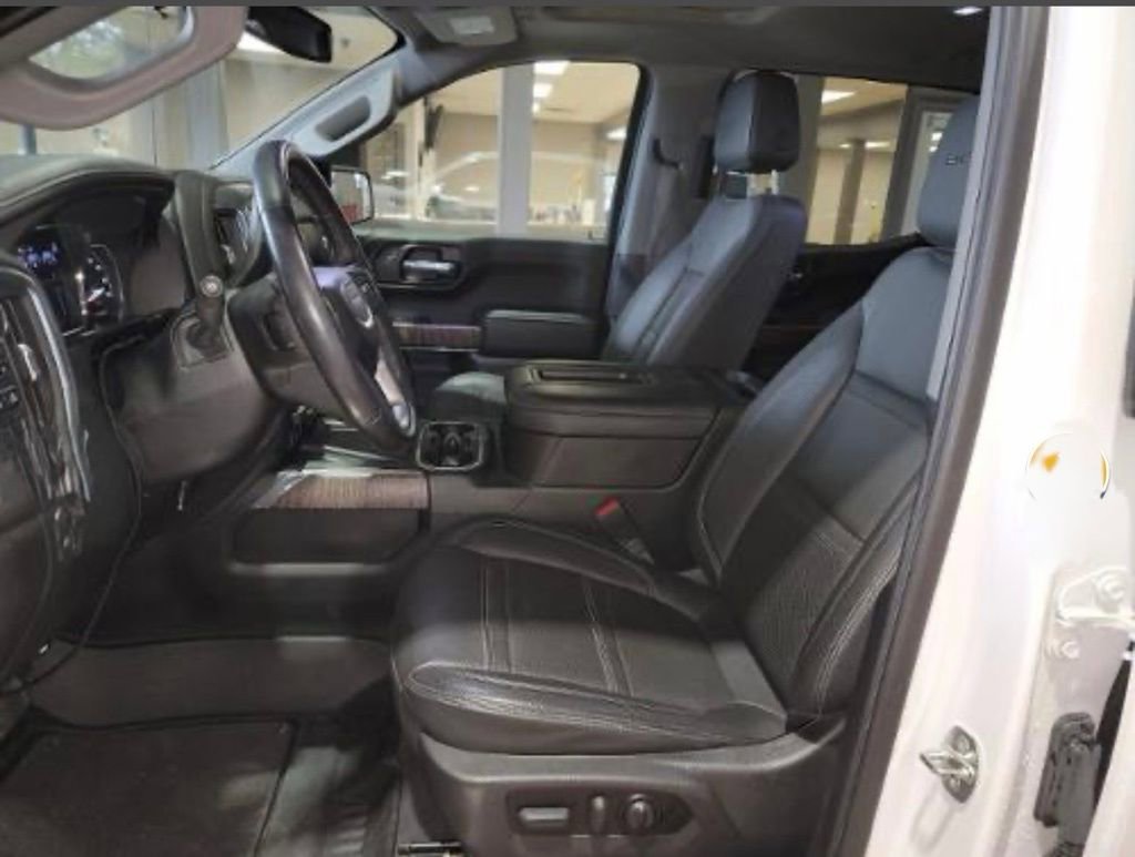 Used 2021 GMC Sierra 1500 Denali w/ Denali Premium Package image 2