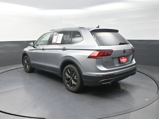 Used 2023 Volkswagen Tiguan SE FWD image 6