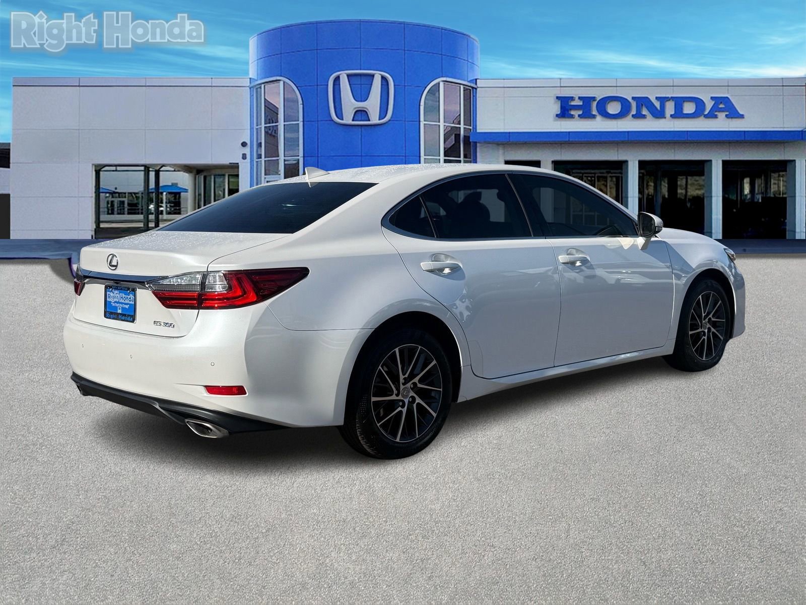 Used 2017 Lexus ES 350 w/ Premium Package image 7