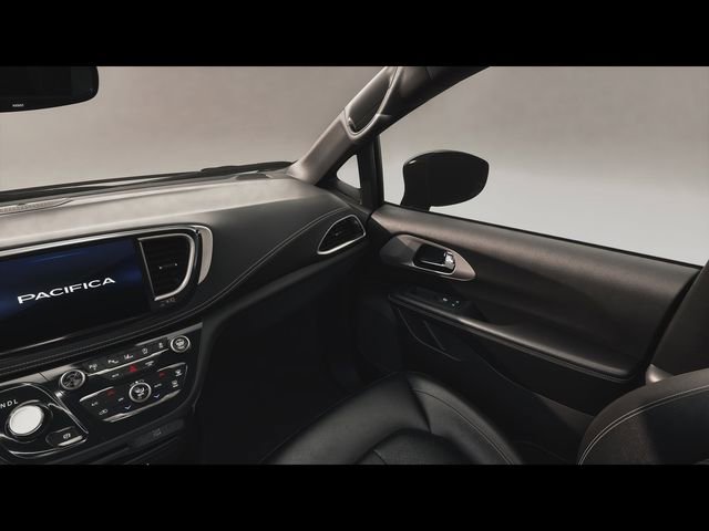 New 2027 Chrysler Pacifica Select FWD image 7