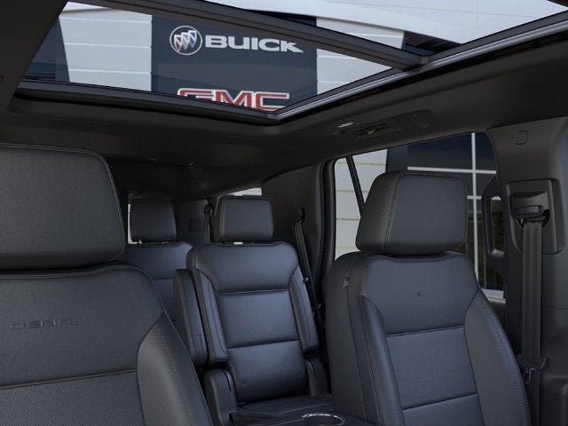 New 2026 GMC Yukon Denali w/ Sun & Power Step Package AWD/4WD image 24
