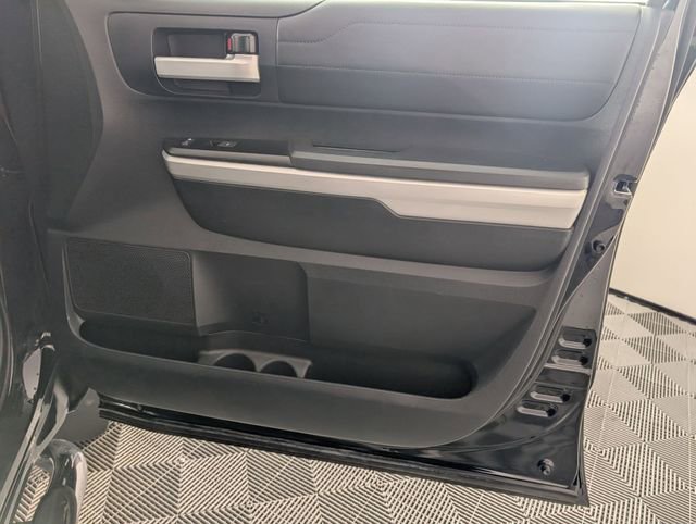 Used 2018 Toyota Tundra Limited w/ Limited Premium Package image 32