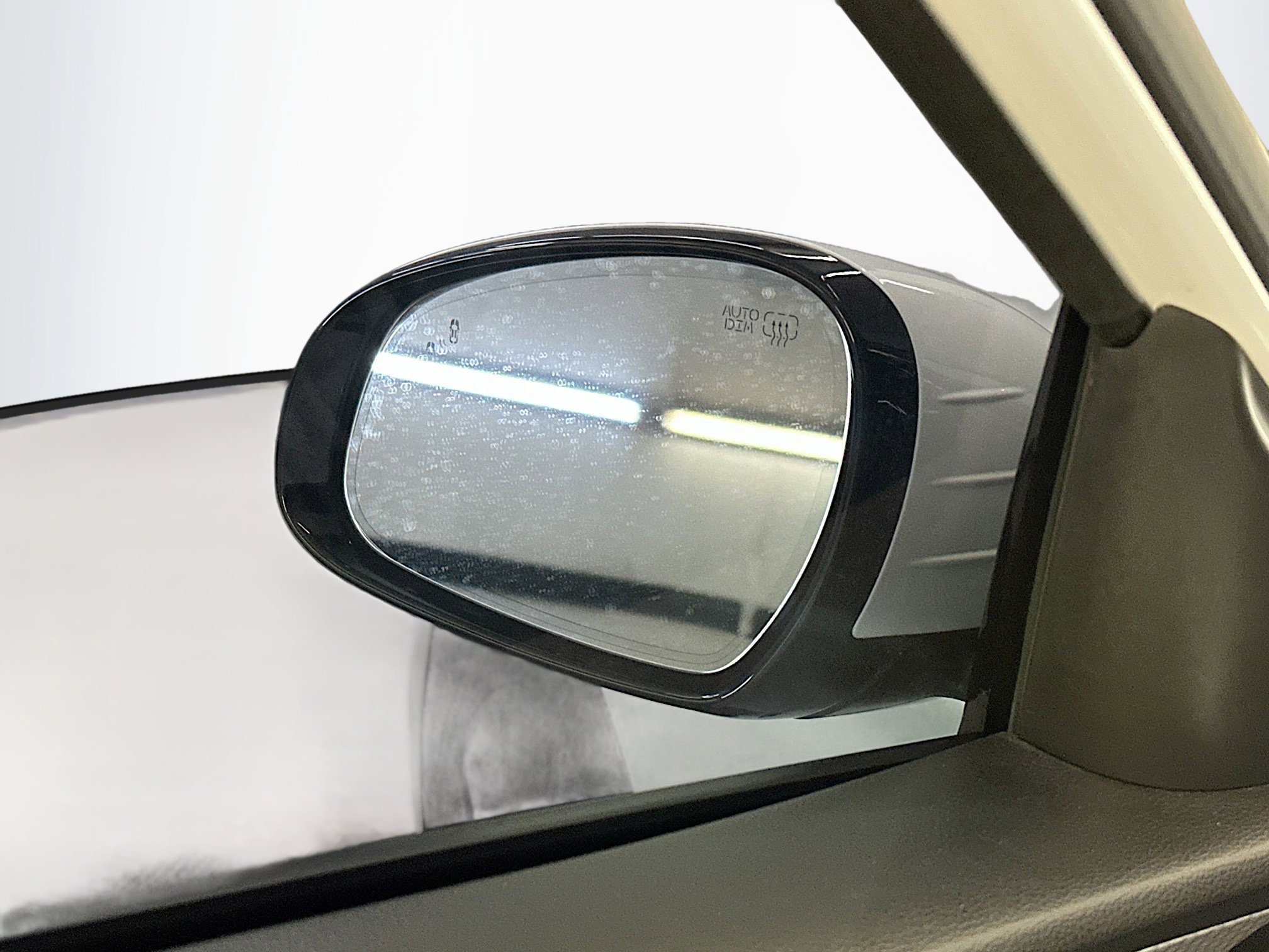 Used 2023 Genesis G70 2.0T w/ Sport Prestige Package image 16