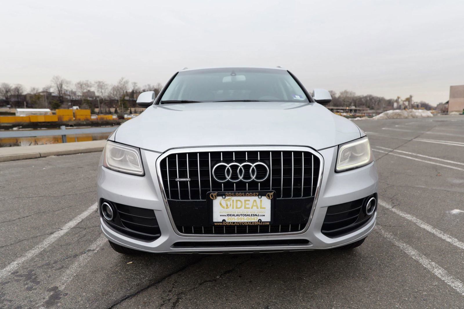 Used 2013 Audi Q5 2.0T Premium image 2